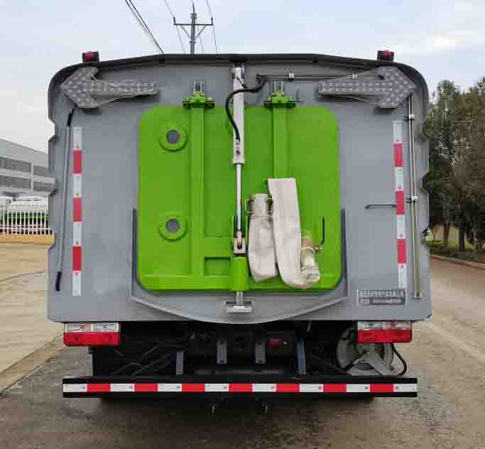 浩天星運牌HTX5120TXSHG型洗掃車 浩天星運牌HTX5120TXSHG型洗掃車