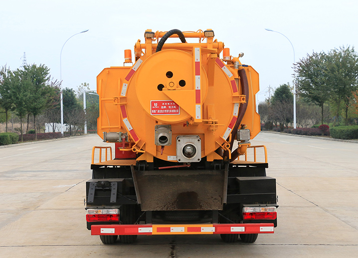 凱力風牌KLF5040GQWE6型清洗吸污車 凱力風牌KLF5040GQWE6型清洗吸污車