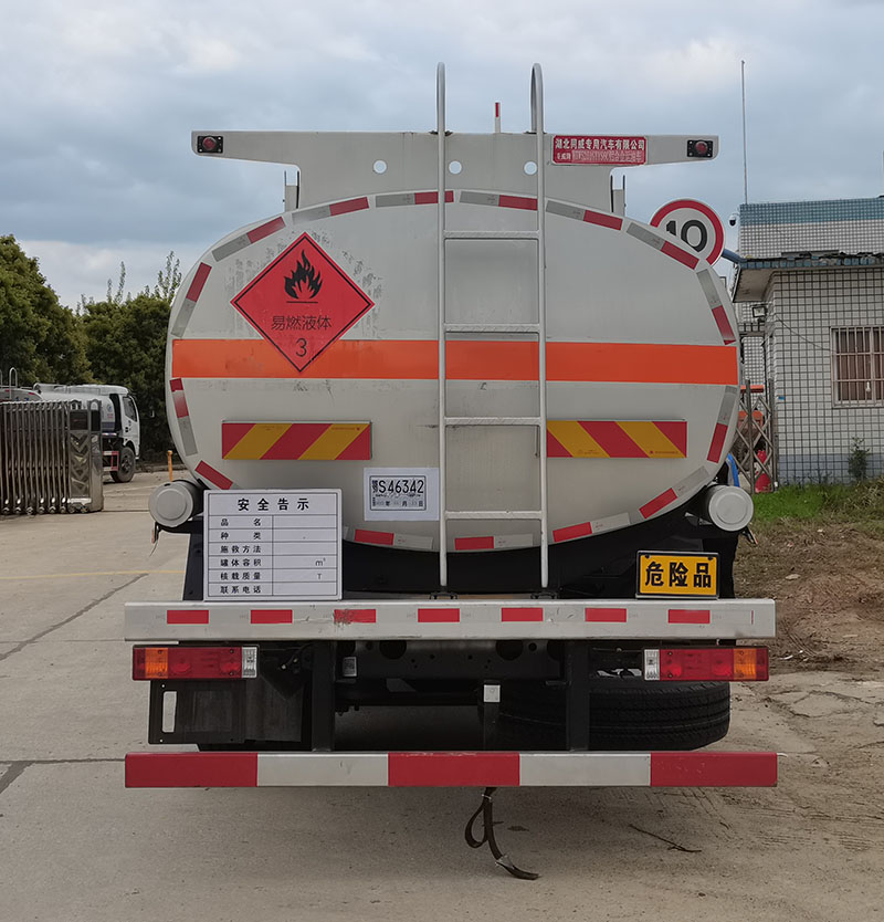 專威牌HTW5261GYYS6C型運油車 專威牌HTW5261GYYS6C型運油車