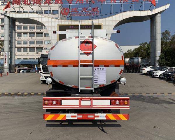 楚飛牌CLQ5320GYY6SX型運油車 楚飛牌CLQ5320GYY6SX型運油車