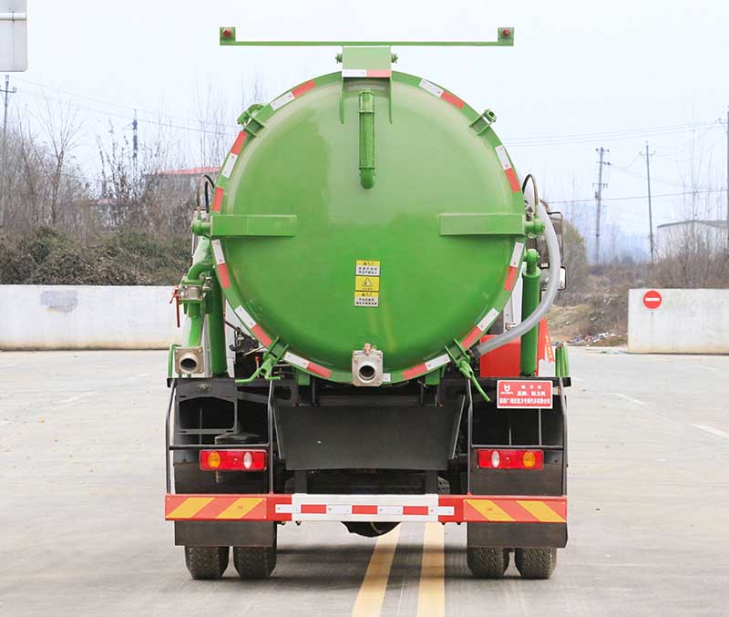 凱力風(fēng)牌KLF5161GXWE6型吸污車 凱力風(fēng)牌KLF5161GXWE6型吸污車