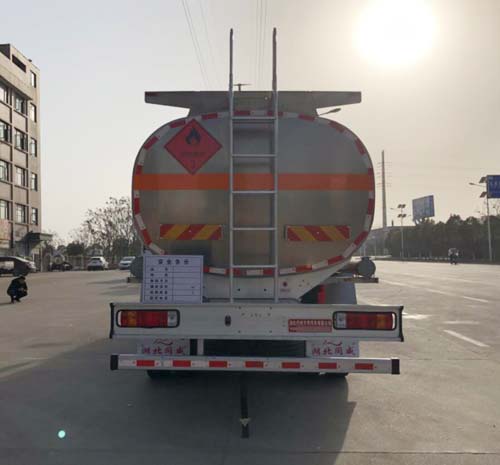 專威牌HTW5267GYYLLZQ6型鋁合金運油車 專威牌HTW5267GYYLLZQ6型鋁合金運油車