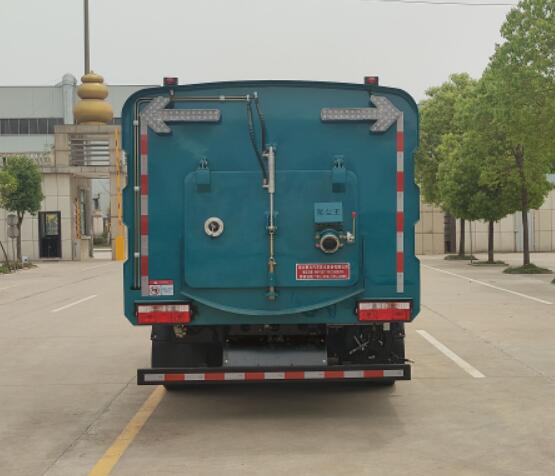 聚塵王牌HNY5125TXCE6型吸塵車 聚塵王牌HNY5125TXCE6型吸塵車