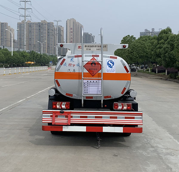楚飛牌CLQ5071GJY6HFC型加油車 楚飛牌CLQ5071GJY6HFC型加油車