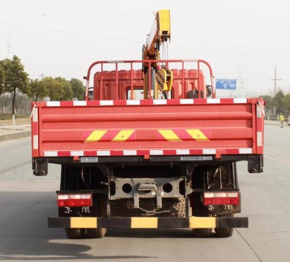 東風(fēng)牌EQ5180JSQL9CDFAC型隨車起重運(yùn)輸車 東風(fēng)牌EQ5180JSQL9CDFAC型隨車起重運(yùn)輸車