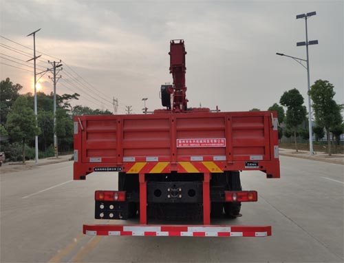 伴君長興牌AAA5180JSQE6型隨車起重運輸車 伴君長興牌AAA5180JSQE6型隨車起重運輸車