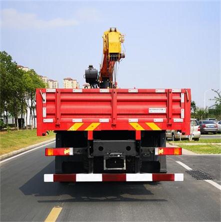 東風(fēng)牌DFZ5310JSQSZ6D型隨車起重運(yùn)輸車 東風(fēng)牌DFZ5310JSQSZ6D型隨車起重運(yùn)輸車