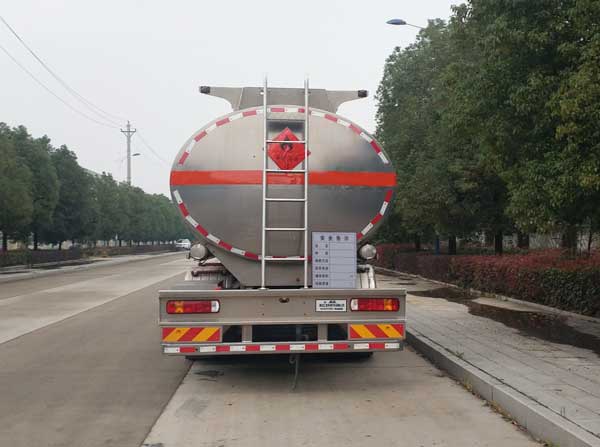 龍星匯牌HLV5321GYYZZ6T5型鋁合金運油車 龍星匯牌HLV5321GYYZZ6T5型鋁合金運油車