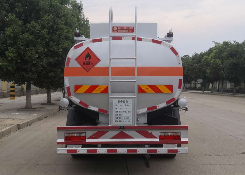 炎帝牌SZD5125GYY6C型運(yùn)油車 炎帝牌SZD5125GYY6C型運(yùn)油車