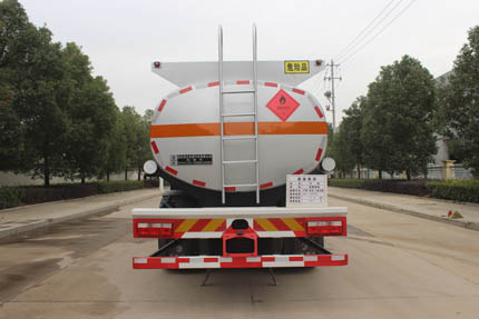 潤知星牌SCS5180GJYEQ6型加油車 潤知星牌SCS5180GJYEQ6型加油車