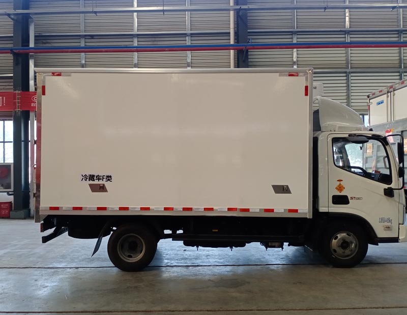 程力牌CL5040XLCB6WX型冷藏車 程力牌CL5040XLCB6WX型冷藏車