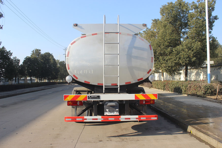 潤知星牌SCS5250GSYDFV6型食用油運輸車 潤知星牌SCS5250GSYDFV6型食用油運輸車