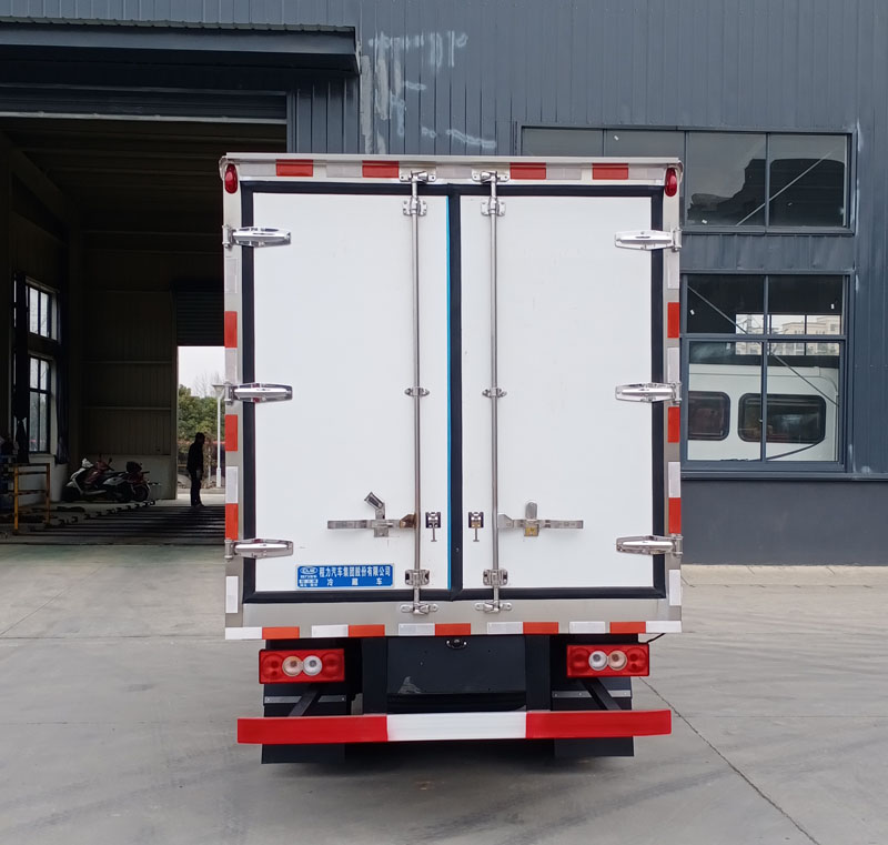 程力牌CL5042XLCB6WX型冷藏車 程力牌CL5042XLCB6WX型冷藏車