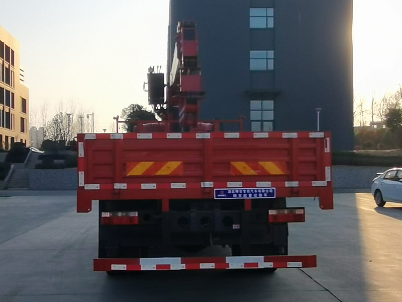 神百重工牌ABC5181JSQE6型隨車起重運輸車 神百重工牌ABC5181JSQE6型隨車起重運輸車
