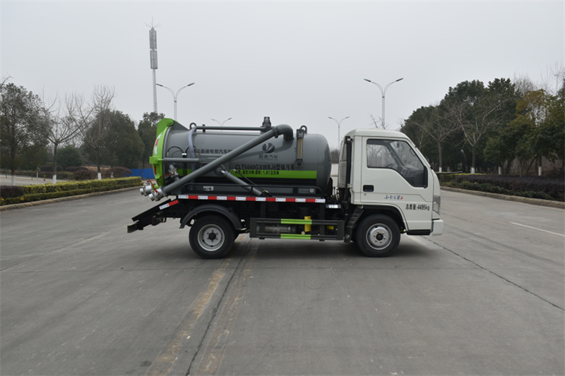 福田小卡之星2.5方吸污車產品介紹-湖北盈通吸污車廠家直銷 	 福田小卡之星2.5方吸污車產品介紹-湖北盈通吸污車廠家直銷