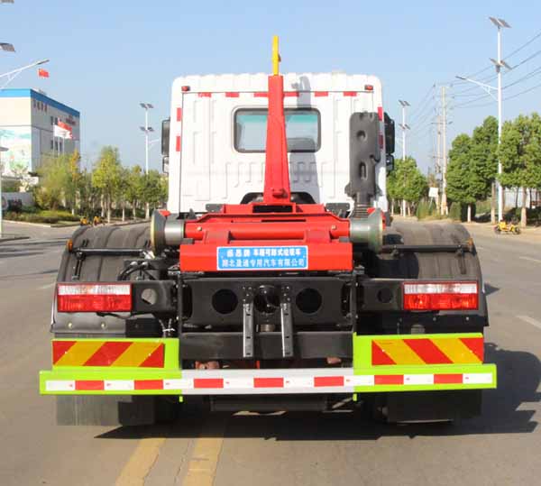 東風D9勾臂垃圾車-縱昂牌CLT5160ZXXEQ6型車廂可卸式垃圾車廠家規(guī)格型號-湖北盈通 東風D9勾臂垃圾車-縱昂牌CLT5160ZXXEQ6型車廂可卸式垃圾車廠家規(guī)格型號-湖北盈通
