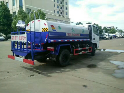 東風灑水車 東風灑水車