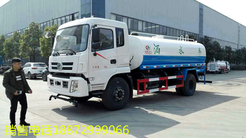 東風15噸灑水車 東風15噸灑水車