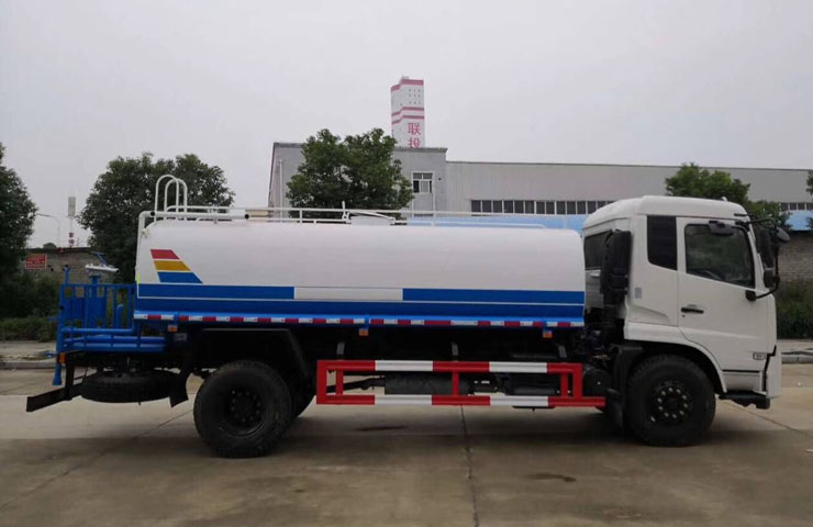 成都灑水車銷售 成都灑水車銷售