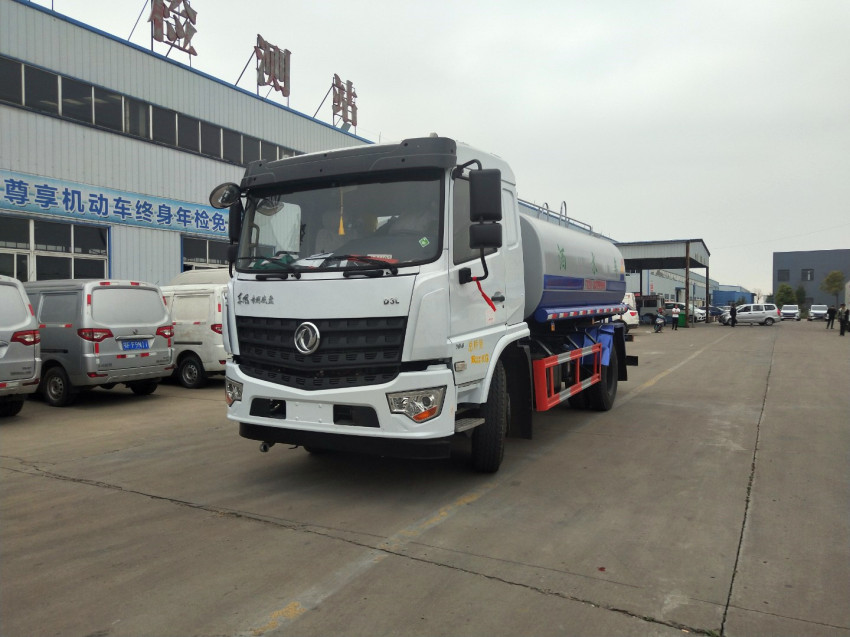 程力15噸灑水車(chē)廠家直銷(xiāo),程力15方灑水車(chē)生產(chǎn)銷(xiāo)售,程力集團(tuán) 程力15噸灑水車(chē)廠家直銷(xiāo),程力15方灑水車(chē)生產(chǎn)銷(xiāo)售,程力集團(tuán)