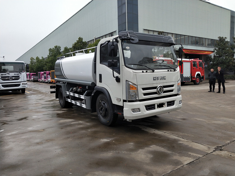 水罐車(chē)價(jià)格-水罐車(chē)廠家直銷-湖北程力 水罐車(chē)價(jià)格-水罐車(chē)廠家直銷-湖北程力