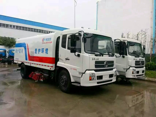 東風天錦洗掃車60分鐘搞定7萬平米 逼死清潔工的洗掃車-湖北程力 東風天錦洗掃車60分鐘搞定7萬平米 逼死清潔工的洗掃車-湖北程力