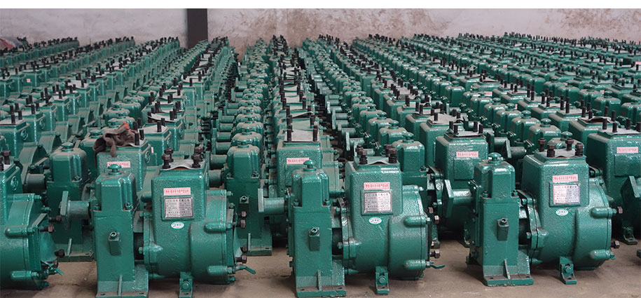 灑水車灑水泵出現(xiàn)問(wèn)題如何維修-程力售后服務(wù) 灑水車灑水泵出現(xiàn)問(wèn)題如何維修-程力售后服務(wù)