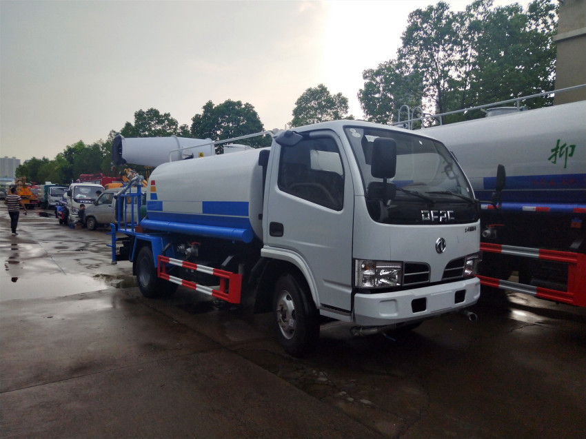 藍牌5方多功能抑塵車30米霧炮功能-湖北程力 藍牌5方多功能抑塵車30米霧炮功能-湖北程力