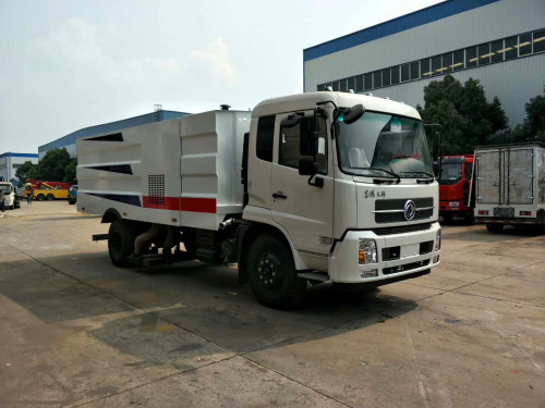 掃路車性能特點和掃地機的使用-湖北程力集團 掃路車性能特點和掃地機的使用-湖北程力集團