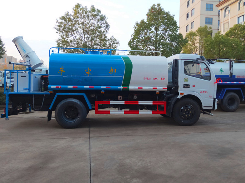 工地8噸市政環(huán)衛(wèi)車降塵車 工地8噸市政環(huán)衛(wèi)車降塵車