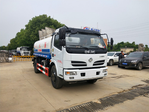 環衛灑水車報價 8立方灑水車價格-湖北程力 環衛灑水車報價 8立方灑水車價格-湖北程力