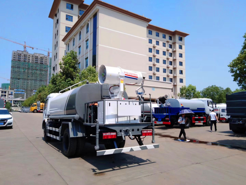 國六8方東風多功能抑塵車 國六8方東風多功能抑塵車