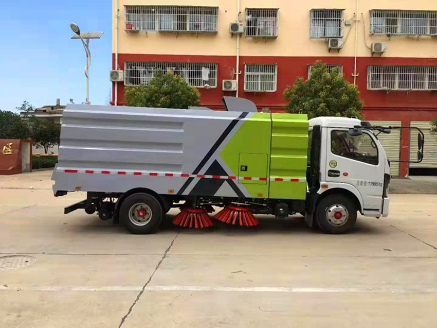 國六東風(fēng)5噸掃路車的價格是多少-5噸掃路車廠家銷售 國六東風(fēng)5噸掃路車的價格是多少-5噸掃路車廠家銷售