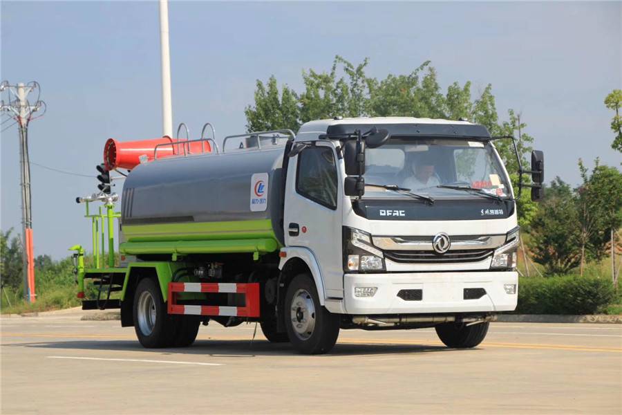 國六8噸霧炮灑水車 國六8噸霧炮灑水車