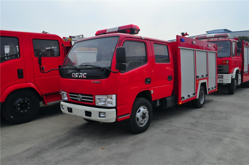 東風(fēng)凱普特2.5-3噸水罐消防車-3噸消防車 東風(fēng)凱普特2.5-3噸水罐消防車-3噸消防車