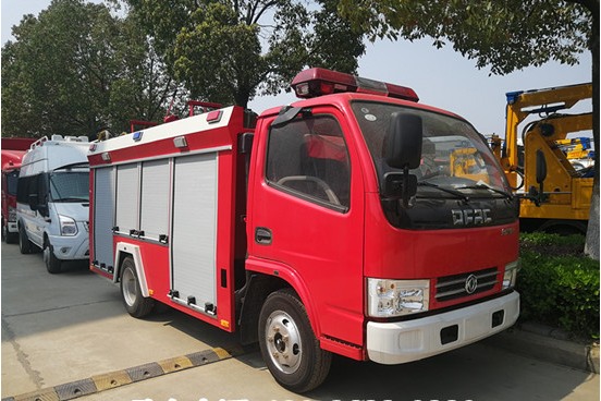 東風(fēng)小型消防車-藍(lán)牌消防車 東風(fēng)小型消防車-藍(lán)牌消防車