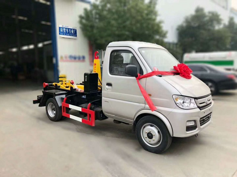 長(zhǎng)安2-3方勾臂式垃圾車-3方勾臂式垃圾車 長(zhǎng)安2-3方勾臂式垃圾車-3方勾臂式垃圾車
