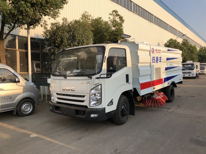 江鈴凱銳掃路車-5方掃路車 江鈴凱銳掃路車-5方掃路車