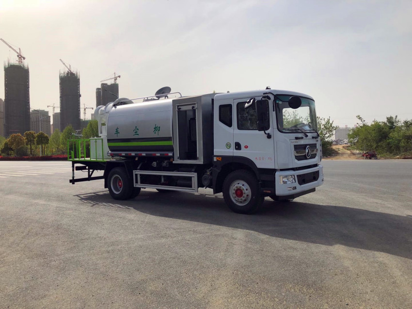 抑塵車國六玉柴發(fā)動機(jī)用戶使用須知-湖北程力灑水車生產(chǎn)廠家 抑塵車國六玉柴發(fā)動機(jī)用戶使用須知-湖北程力灑水車生產(chǎn)廠家