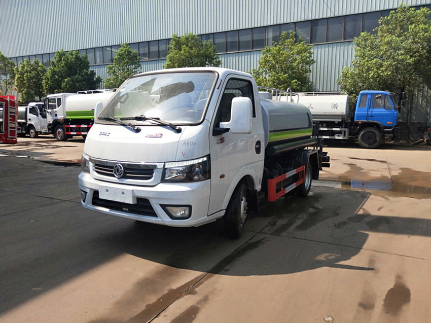 小型灑水車-東風(fēng)3噸灑水車產(chǎn)品參數(shù)配置 小型灑水車-東風(fēng)3噸灑水車產(chǎn)品參數(shù)配置