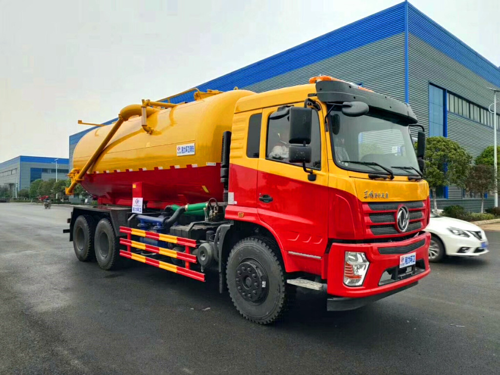 大型吸污車-東風大型吸污車-程力威牌CLW5250GXWD6型吸污車 大型吸污車-東風大型吸污車-程力威牌CLW5250GXWD6型吸污車