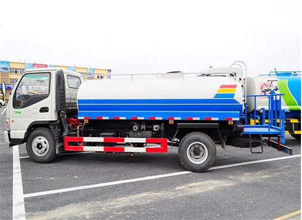 江淮駿鈴5噸灑水車 江淮駿鈴5噸灑水車