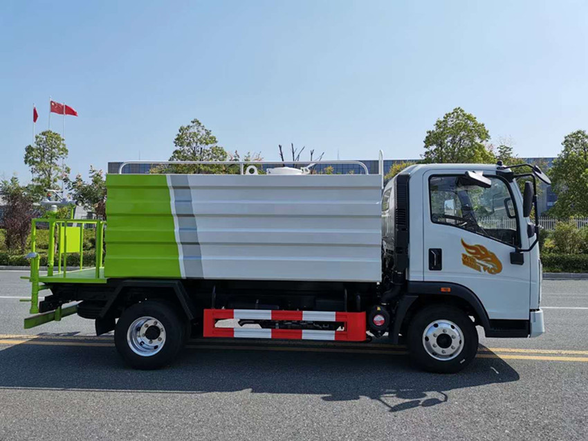 藍(lán)牌灑水車(chē) 藍(lán)牌灑水車(chē)