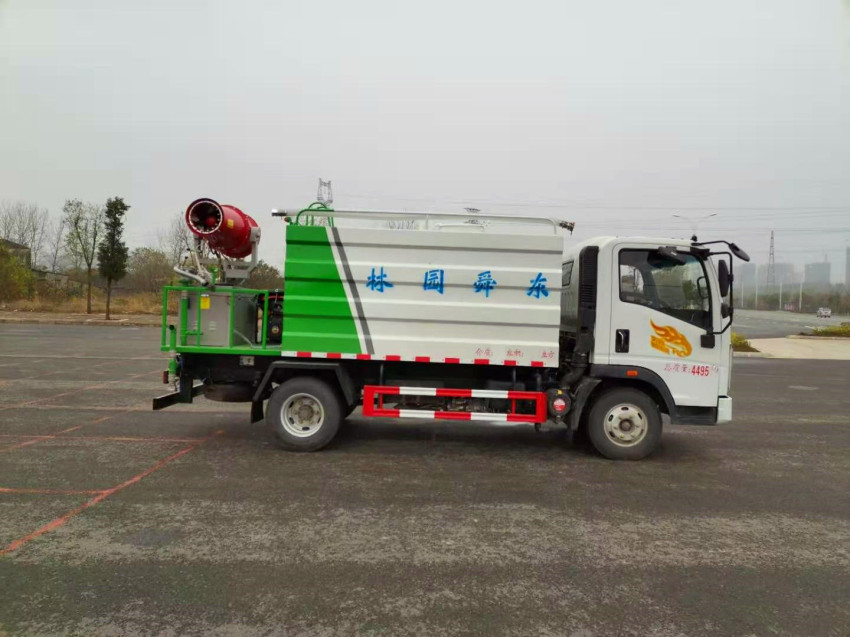 藍(lán)牌重汽灑水車-重汽5噸藍(lán)牌灑水車 藍(lán)牌重汽灑水車-重汽5噸藍(lán)牌灑水車