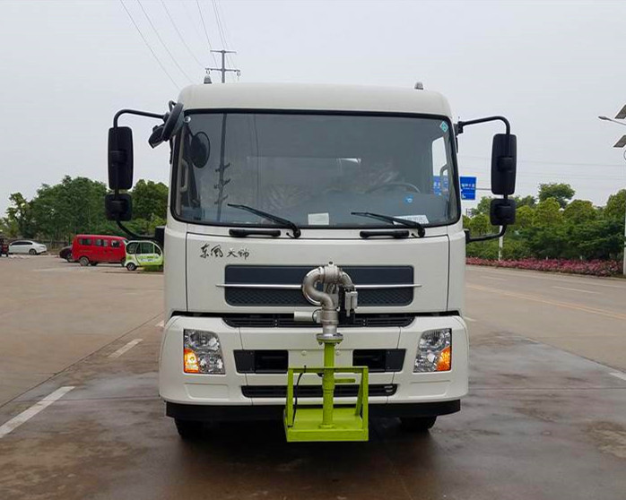 環(huán)衛(wèi)灑水車(chē)發(fā)動(dòng)機(jī)故障怎么辦 程力灑水車(chē)廠家教您快速排 環(huán)衛(wèi)灑水車(chē)發(fā)動(dòng)機(jī)故障怎么辦 程力灑水車(chē)廠家教您快速排