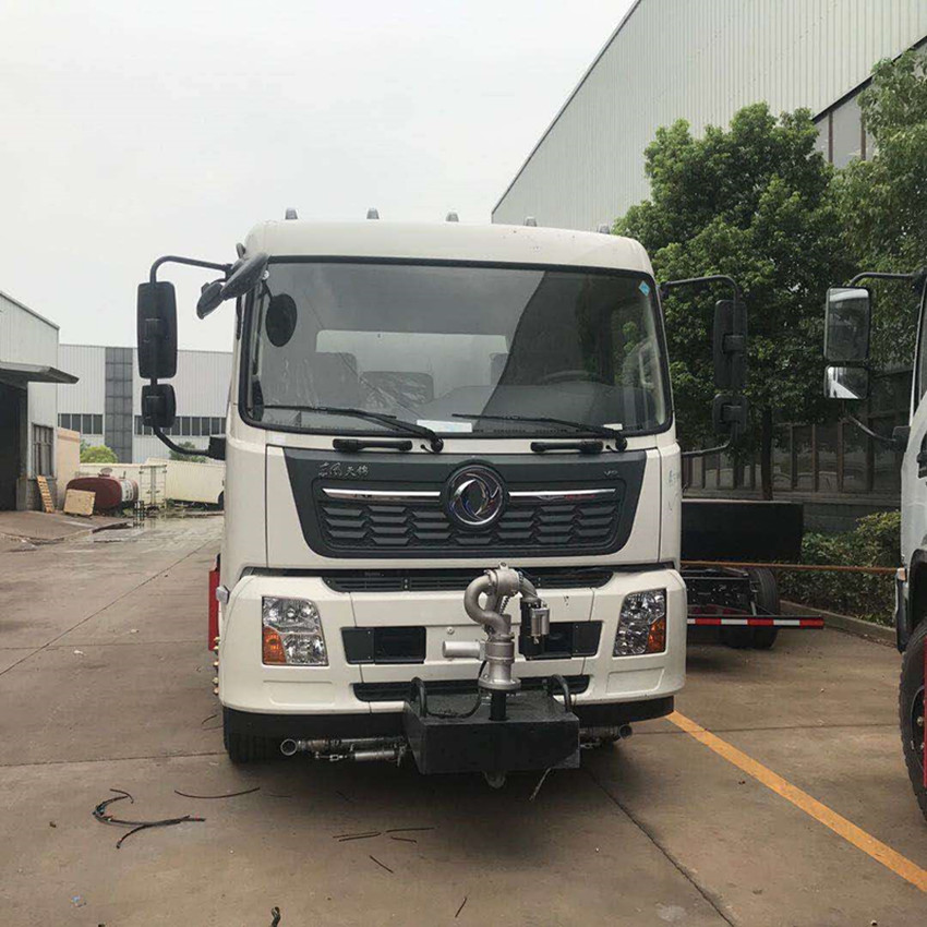 程力15方運水車價格 -東風國六灑水車廠家直銷-湖北灑水車生產廠家 程力15方運水車價格 -東風國六灑水車廠家直銷-湖北灑水車生產廠家