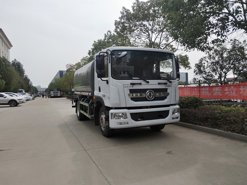 東風D9玉柴165馬力11.34方灑水車價格優(yōu)勢排名-湖北灑水車廠家直銷 東風D9玉柴165馬力11.34方灑水車價格優(yōu)勢排名-湖北灑水車廠家直銷