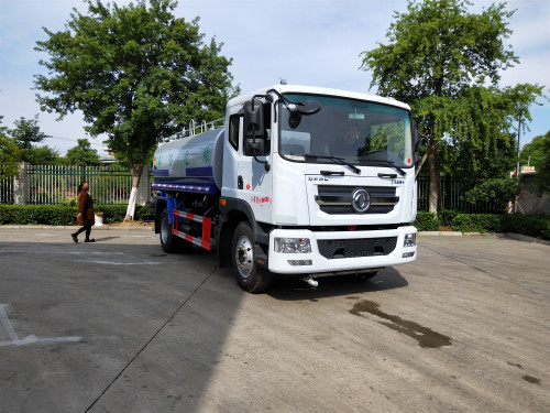 灑水車(chē)沖刷養(yǎng)護(hù)路面_5噸霧炮車(chē)灑水車(chē)_綠化噴灑射程40米 灑水車(chē)沖刷養(yǎng)護(hù)路面_5噸霧炮車(chē)灑水車(chē)_綠化噴灑射程40米