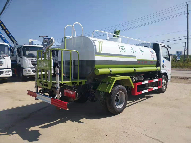 東風5噸國六噴霧灑水車 東風5噸國六噴霧灑水車