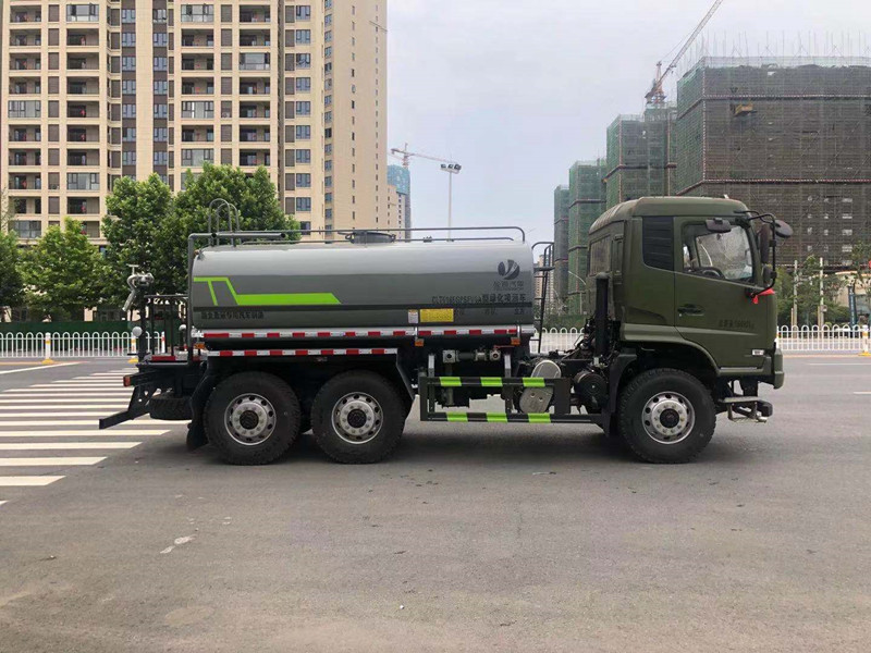 道路灑水車(chē) 道路灑水車(chē)